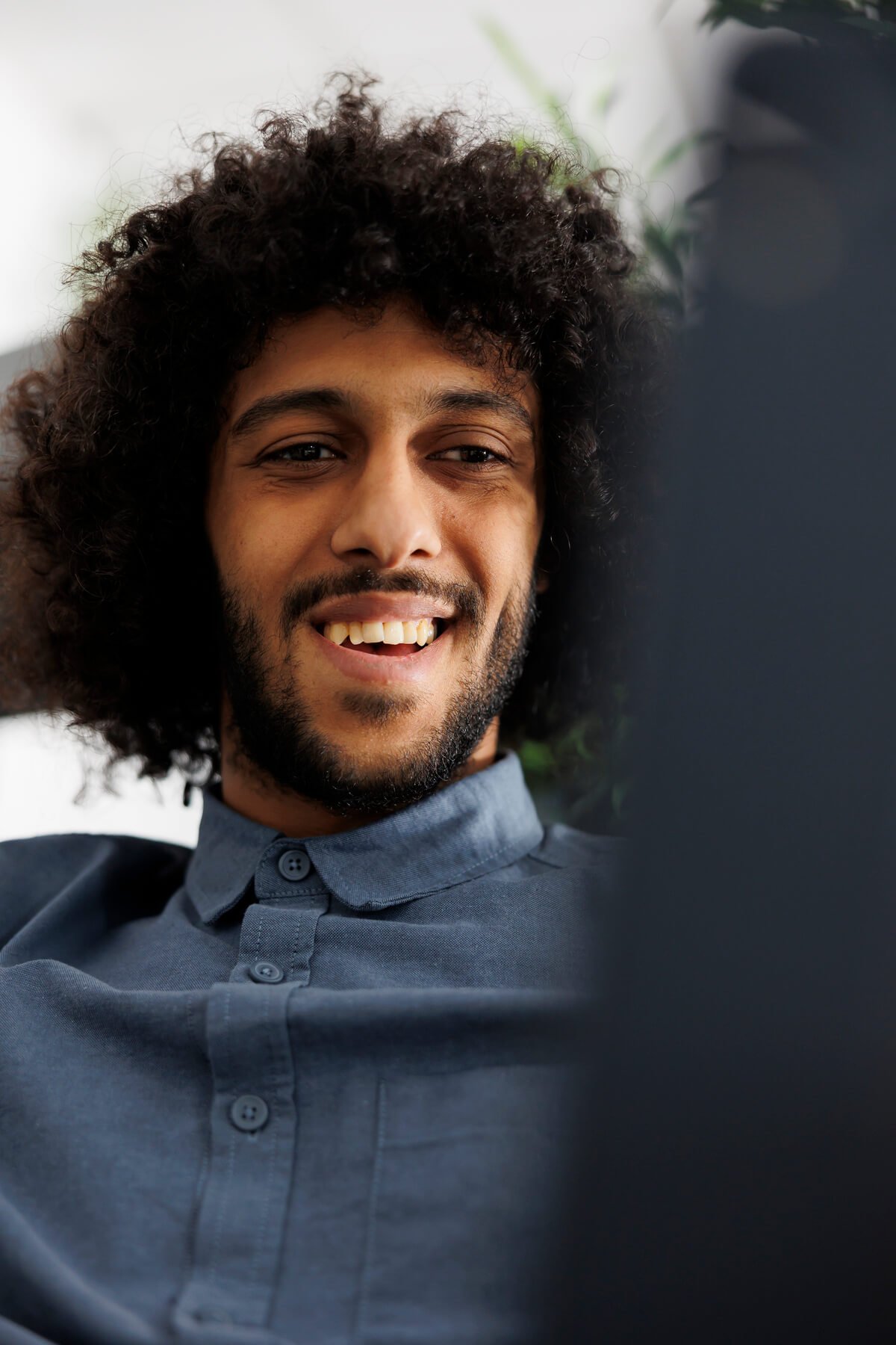 arab start up company employee talking in remote c 2023 11 27 05 33 03 utc.jpg